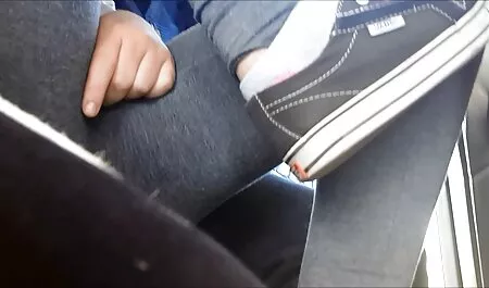 Il tutto gratis film porno bambino indossava un strapon per soddisfare la sua padrona
