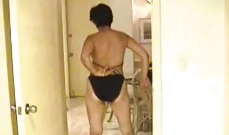 MILFs cornea divertimento con strapon youporn video gratuiti