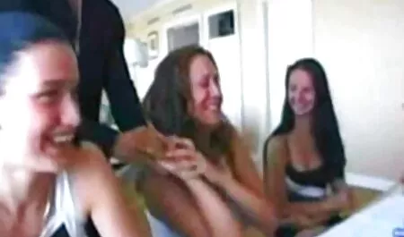 I amatoriali video free due uomini giocano così stava avendo sesso con uno di loro