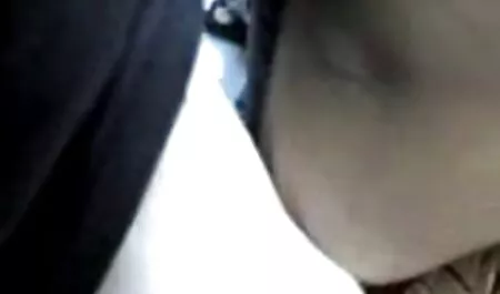 Maschio accarezzando vagina film porno gratis su internet latina con le dita