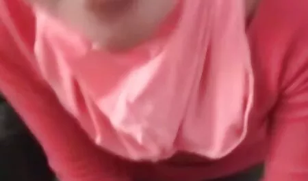 Linda ha partecipato al sesso di gruppo per video porno mobile gratuito la prima volta