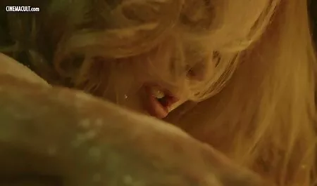 Un giovane ragazza siti porno gratis 12 Asia masturbarsi in il negozio in anteriore di everyone