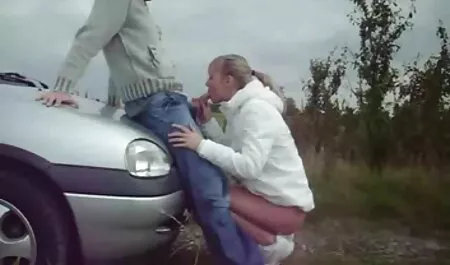 Coppia di porno film gratuiti Europa e Asia per lavorare con la parte elastica del prossimo cliente.
