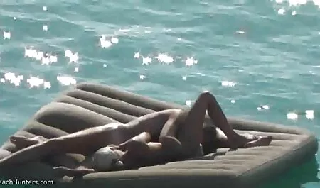 Uomo woke la sua giovane moglie da video gratis di donne mature italiane cooney dolce