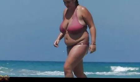 Bruna scopata bionda con strapon video erotico gratis di spessore