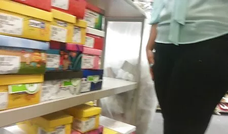 Uomini che hit ragazze procace sexy da occhiali e sperma su lei faccia videoporno gratis lesbiche