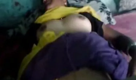 Grande petto bionda amaporn gratuito scopata in bagno