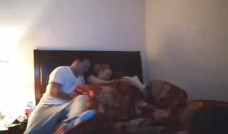 Il segretario seduce il suo capo proprio in video hard privati gratis ufficio