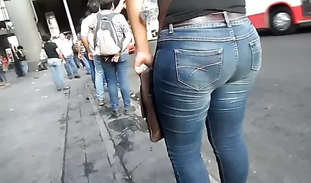 Deviazione video hard gratis casalinghe duro su una puttana procace