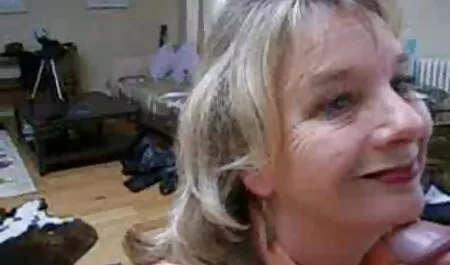 Timido Dina accarezzando videoporno gratis in hd vagina