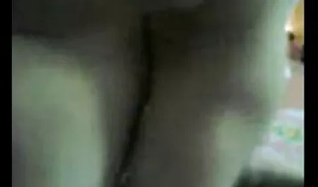 Donne Germania-bionda dai capelli era seduto con la sua vagina in bocca di un cartoni animati hard gratis uomo calvo