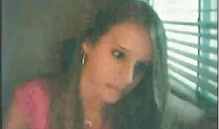 Una cagna giovane masturbandosi dalla free video amatoriali sua vagina e finito