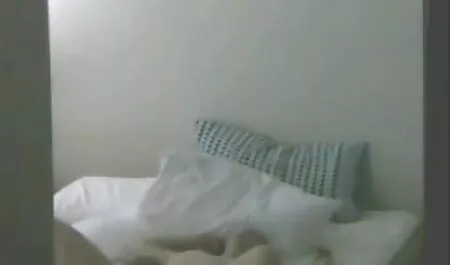 Dilettante video gratis di ragazze casa pompino girato
