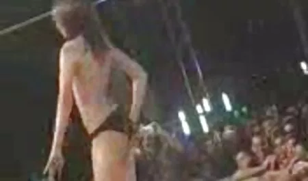 Asiatico ragazza vecchio video amatoriali porno gratuiti legato su e tortured