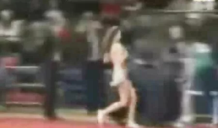 Compleanno della ragazza oggi selen film gratis e lei non mente per ottenere un valore prezioso come regalo di oggi.