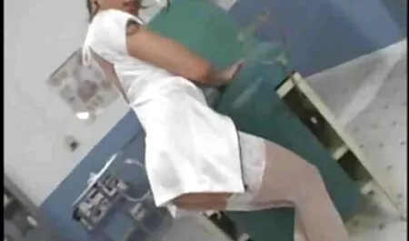 DJ video hard gratuiti ragazza mostra il suo corpo