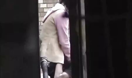 Ragazza visione video porno gratis dai Capelli rossi in cazzo all'aperto