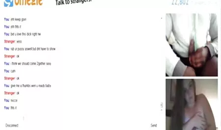 L'uomo inserire la sua lingua nel culo di un sexy brune e video hard gratis per cellulari cominciò a scopare
